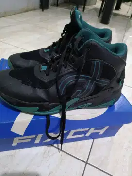 Sepatu voli fixch original size 42