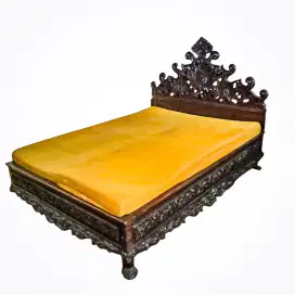 Ranjang / dipan Kayu Jati Ukiran