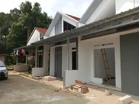 DEPOK CIPAYUNG RUMAH SIAP HUNI HARGA TERJANGKAU DEKAT PASAR GROSIR