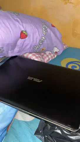 LAPTOP ASUS X441S INTEL CELERON BEKAS BU