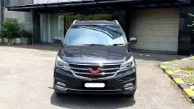 Km31rb wuling cortez lux amt 2018 hitam sunroof cash kredit bisa