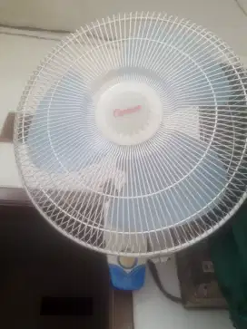 Kipas angin dinding 16 inch merk cosmos normal siap pakai nego tipis