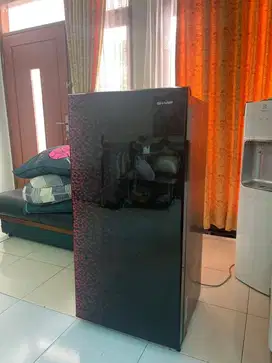 DIJUAL KULKAS SHARP 1 PINTU