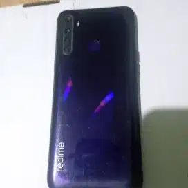 REALME 5 4/128 ( CARI KEMBALIAN )