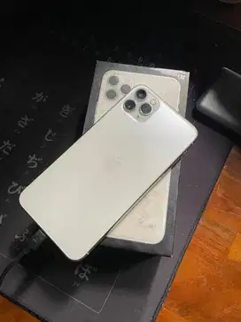 Iphone 11 Pro Max 64gb white