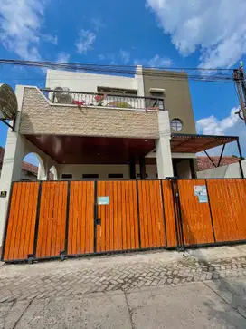 KOST EKLUSIF DAN RUMAH INDUK STRATEGIS DAN FULLY FURNISHED DEKAT UGM