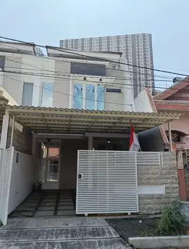 Disewakan Rumah 2 lantai Villa Kalijudan, sudah ada AC tiap kamar