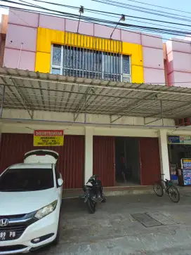 Ruko disewakan cocok untuk kantor, cafe , restoran dll