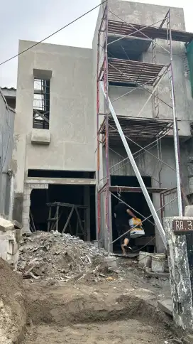 tukang bangunan