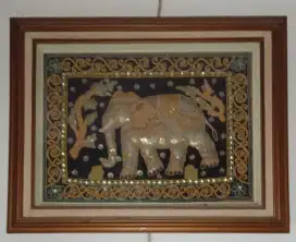 Gajah dalam pigura
