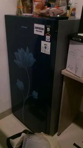 kulkas Polytron 1 pintu bisa nego