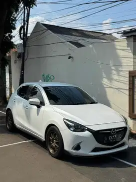 Mazda 2 skyactiv 2016 AT