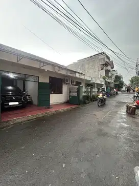 Rumah Tua hitung tanah di jln Bangka Buntu II dekat Kemang , Jakarta S