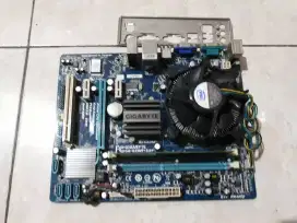 Yg mau nostalgia paketan c2d mobo gigabyte g41 ram 2gb normal