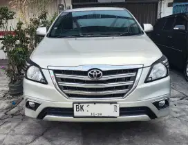 Toyota Innova 2.5 V Automatic Diesel 2013