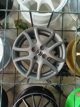 Velg masda 2 ring 16 pcd 4*100 
Warna: udh bukan ORI lagi warna coklat
