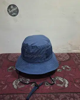 Topi Bucket bertali Columbia