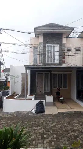 Di Jual Rumah Cluster 2 Lantai