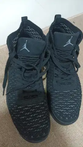 Air Jordan black size 44 no box
