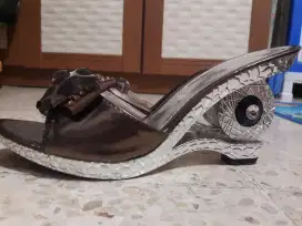 Sepatu wanita uk 38