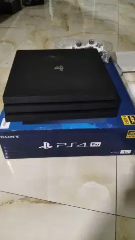 Dijual PS 4 pro 1TB