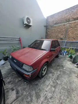 Starlet ep 70 1985 lisse