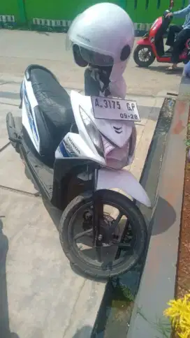 Jual motor beat 2013 ,110cc ss BPKB aja minus stnk
