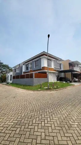 Jual Rumah Hook Ada Swimming Pool Di Discovery Fiore Bintaro Sektor 9