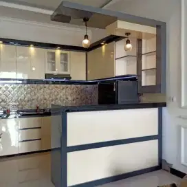 Kitchen set permeter