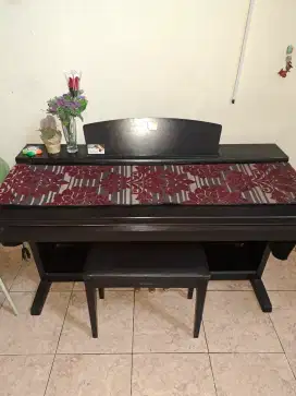 Dijual Piano Yamaha Clacinova