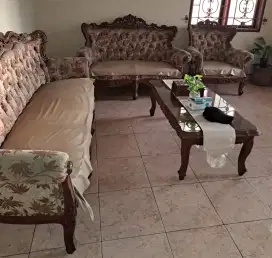 Dijual 1 set kursi jepara