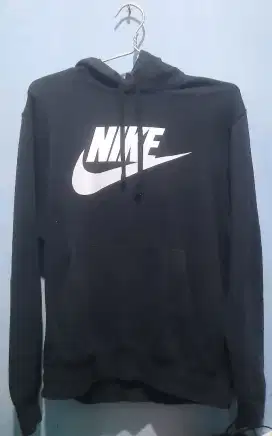 HOODIE NIKE HITAM