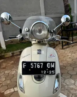 JUAL MURAH VESPA LXV 150 3V 2015 MULUS
