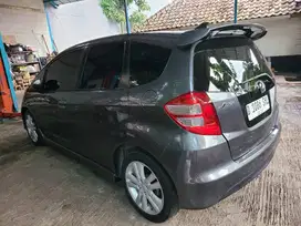 Honda Jazz Type RS AT 1.5 Tahun 2010