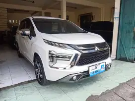Xpander Ultimate AT 2023 putih, Automatic