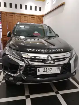 dijual mobil kesayangan pajero sport hitam 2016