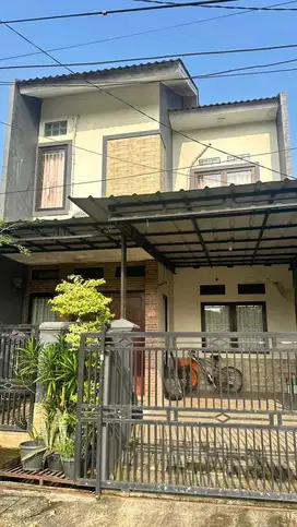 Dijual Rumah 2 Lt dalam Komplek Villa Nusa Indah V SHM 84 m2