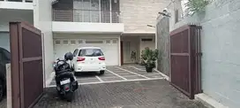 Rumah Bagus Siap Huni Lokasi Tenang dalam Cluster Setrasari Pasteur.