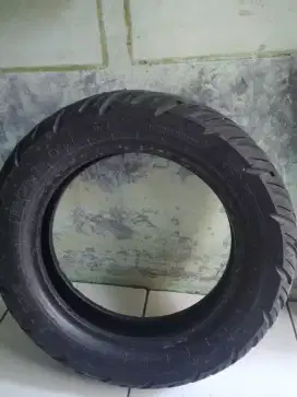 Di jual ban bekas mtr scoopy donat