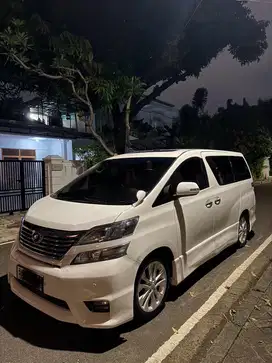 TOYOTA VELLFIRE Z PREMIUM SOUND 2011