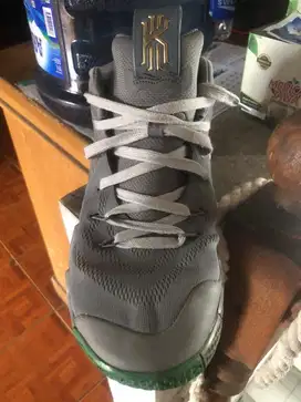 Nike Kyrie 4 Basket no 43