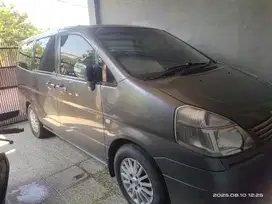 Nissan Serena 2010 Bensin