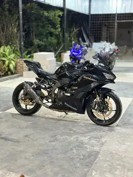 ZX25R TFT KM 3RB LIKE NEW