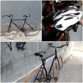 Sepeda fixie old style gratis helm