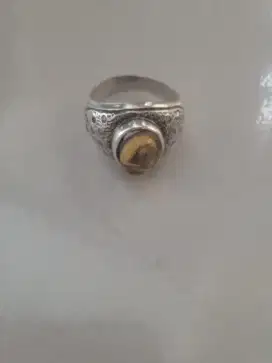 Cincin vintage batu safir