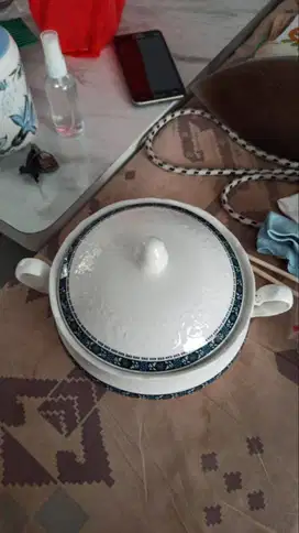 Saint James - Soup Bowl (550 ML) + Oval Plate (BISA NEGO)