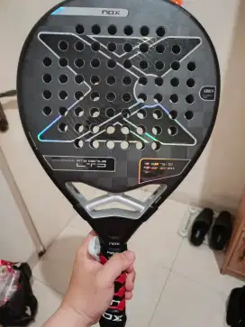Raket padel Original NOX AT2 Genius LTD 18K by Agustin Tapia 2024