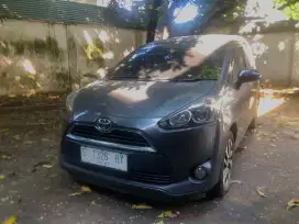 Sienta v matic 1.5 siap pakai 2017