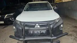 triton hdx 4x4  2021