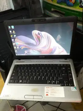 Laptop Toshiba Satelite L510 Ram 3GB Minus Batre Aja Lainnya Aman
